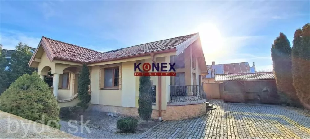 SUPER PONUKA! Rodinný dom v TOP lokalite na sídl. Stráňany, 123688_1