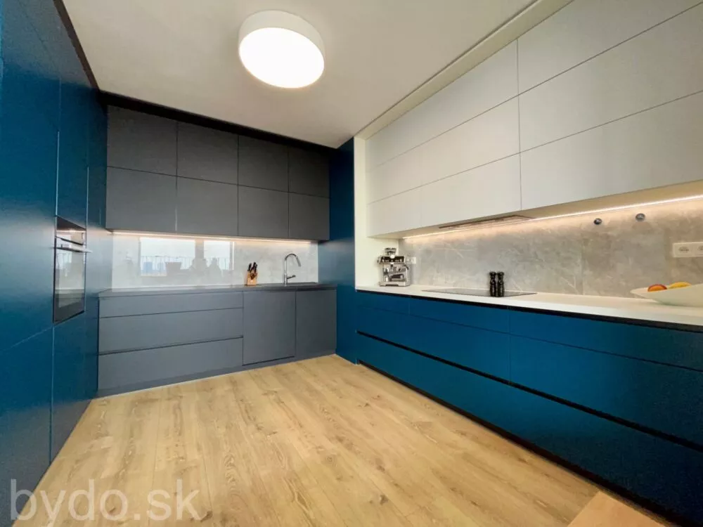 4 izbový byt na predaj 218m2, Svätovavrinecká, Bratislava - Nové Mesto, 124584_2