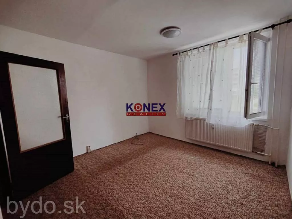 3-izbový byt s balkónom - Veľké Kapušany, 126867_2