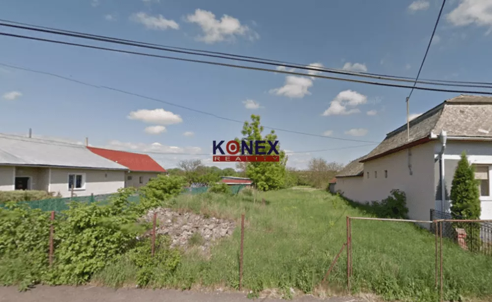 NA PREDAJ Stavebný pozemok v obci Kuzmice, 131073_0