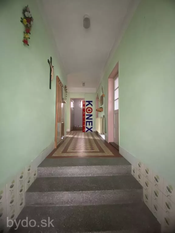 Krásny rodinný dom 16 km od Trebišova – obec Kuzmice, 131720_1