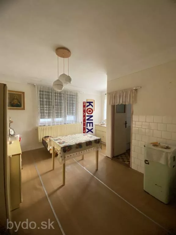 Krásny rodinný dom 16 km od Trebišova – obec Kuzmice, 131720_5