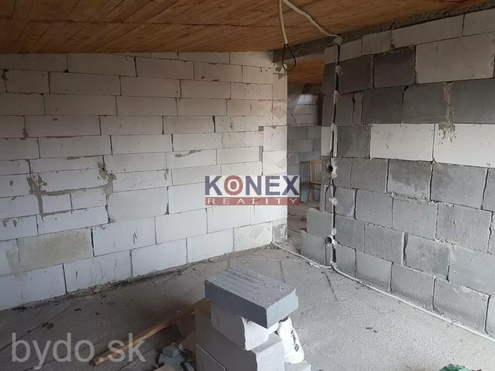 Rozostavaný rodinný dom v obci Kochanovce, 132003_4