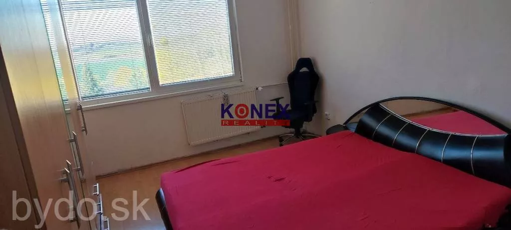 Na predaj 4-izbový byt v Čiernej nad Tisou, 133046_0