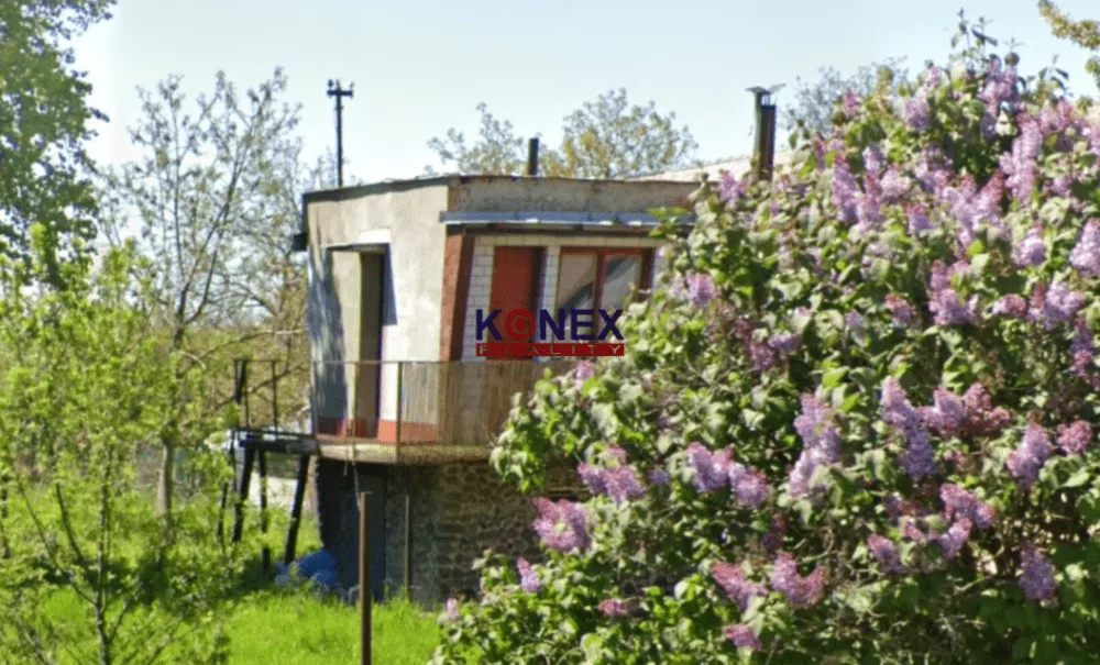 SUPER PONUKA! Pozemok s chatkou v obci Koňuš, 134655_0