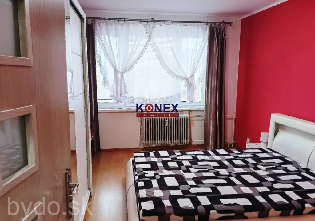 NA PREDAJ! Krásny 3-izbový byt v Čiernej nad Tisou, 135365_4