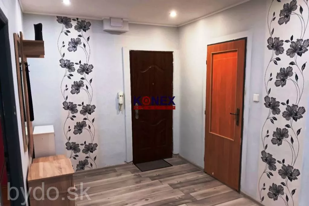 NA PREDAJ! Krásny 3-izbový byt v Čiernej nad Tisou, 135365_6