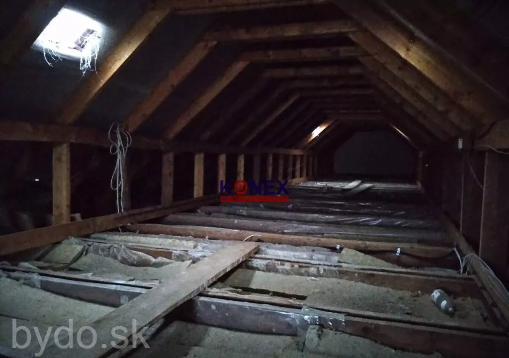 NA PREDAJ! Rodinný dom/Podnikateľský objekt v centre Trebišova, 135586_5