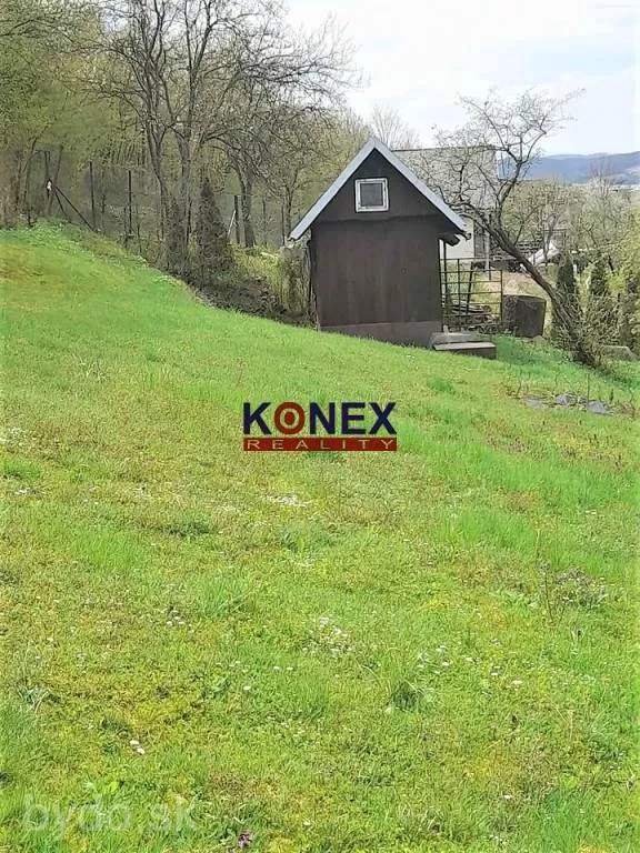 Chatka so záhradkou pri Snine – NA PREDAJ, 135771_0