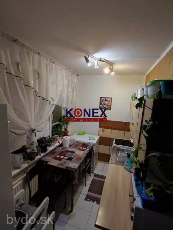 Pekný 3-izbový byt vo Veľkých Kapušanoch, 136294_7