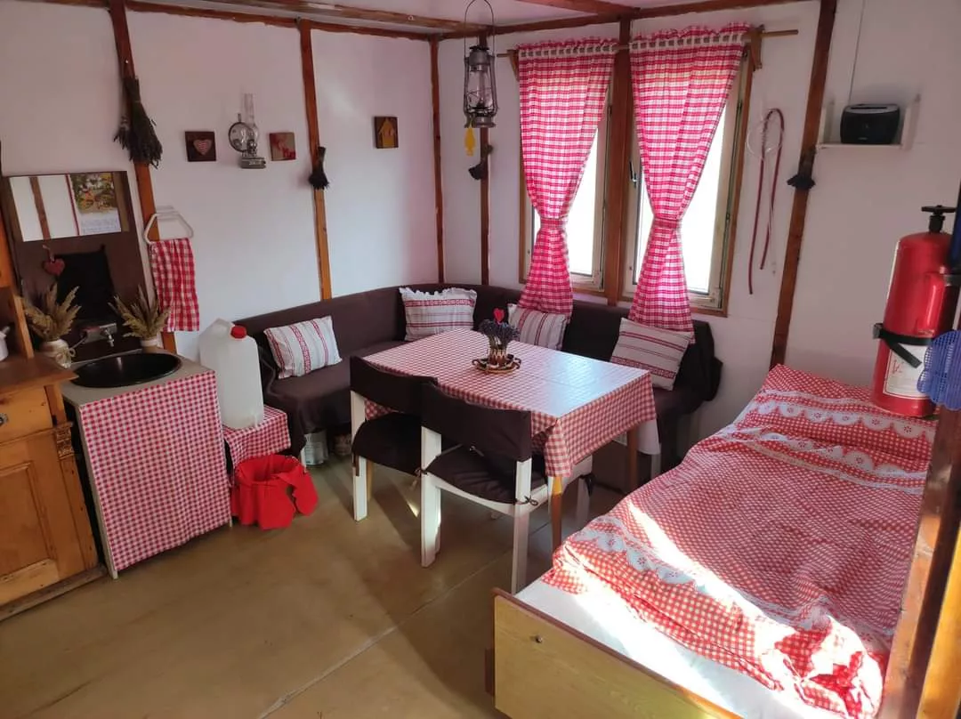 Chata a chalupa na predaj 1054m2, Košice, 137845_2