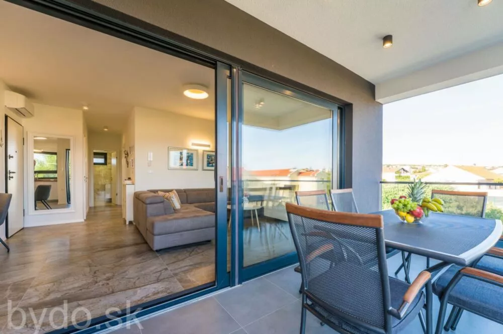 Neďaleko Zadaru je na predaj luxusný penthaus apartmán 50 m od mora, 137948_6