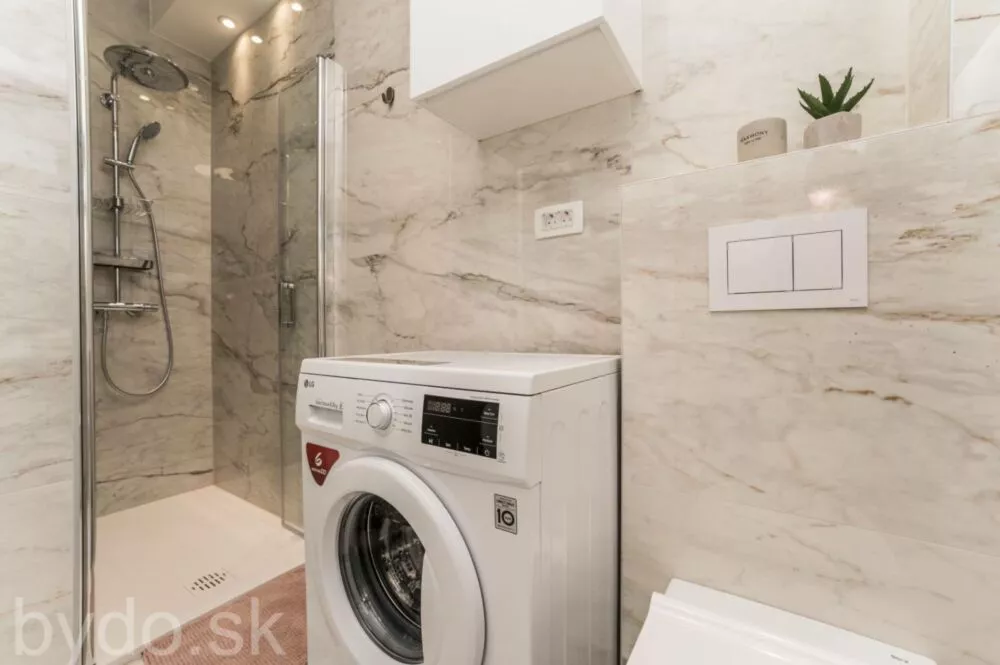 Neďaleko Zadaru je na predaj luxusný penthaus apartmán 50 m od mora, 137948_20