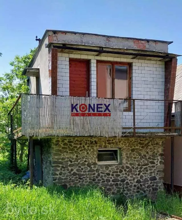 SUPER PONUKA! Pozemok s chatkou v obci Koňuš, 134655_2