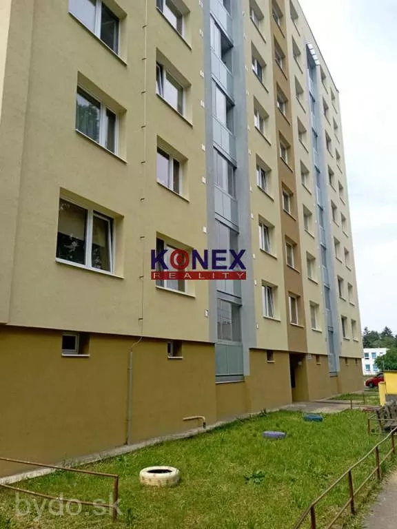 NA PREDAJ! 3-izbový byt v Čiernej nad Tisou, 138957_0