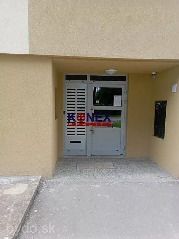 NA PREDAJ! 3-izbový byt v Čiernej nad Tisou, 138957_1