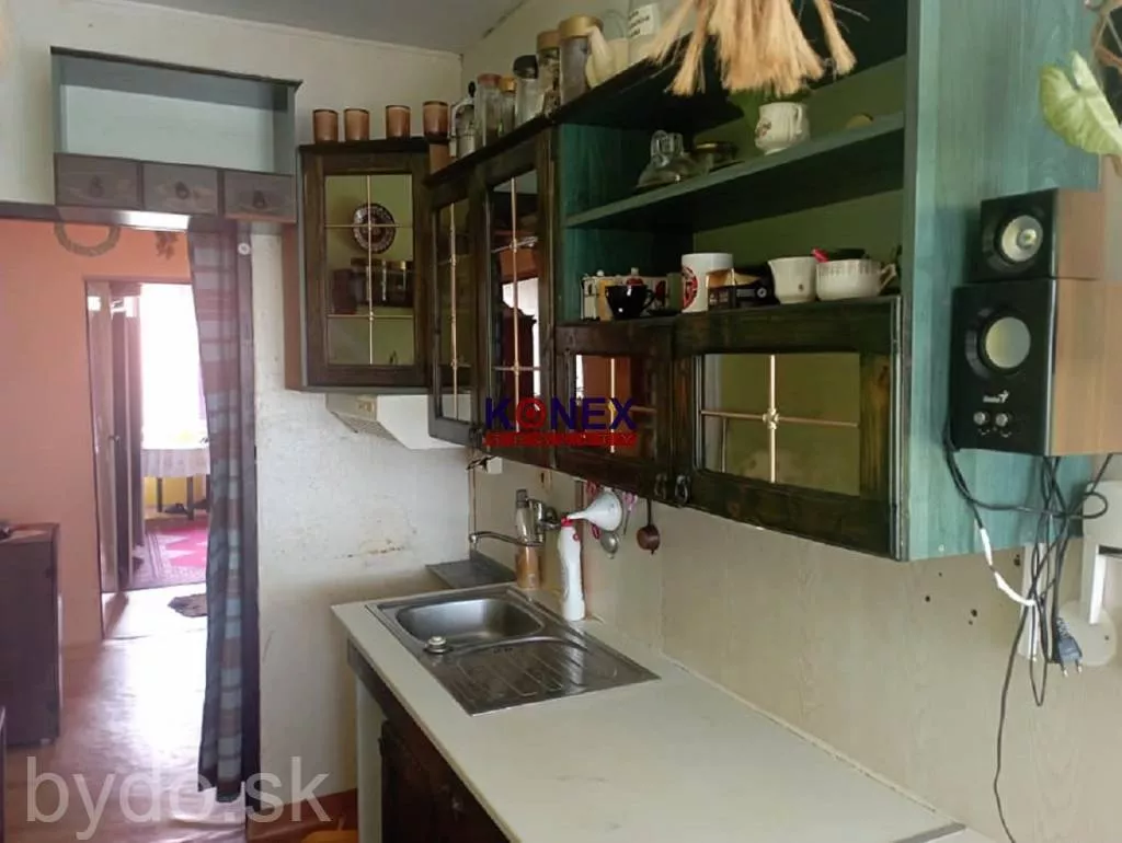 NA PREDAJ! 3-izbový byt v Čiernej nad Tisou, 138957_3