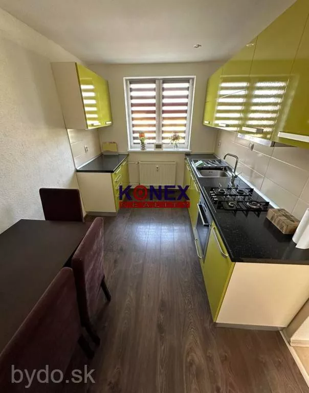 SUPER PONUKA 3-izbový byt v centre Sniny, 139117_2