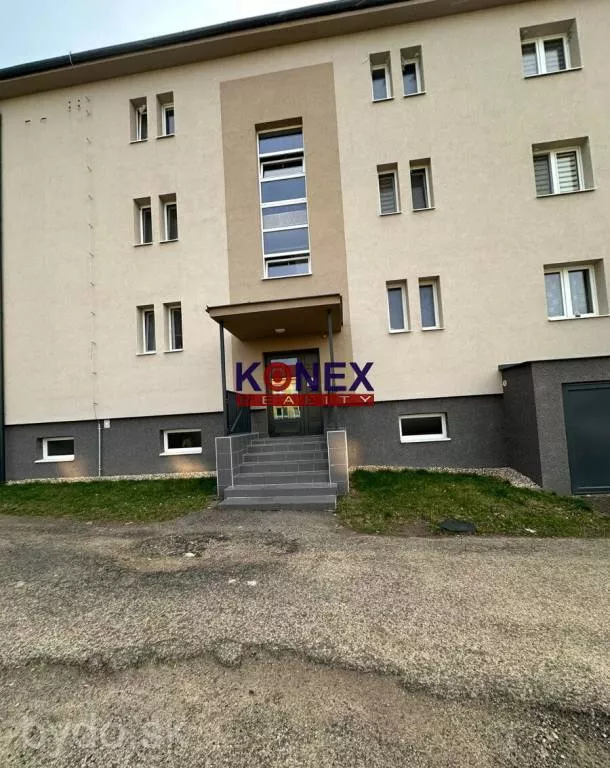 SUPER PONUKA 3-izbový byt v centre Sniny, 139117_5