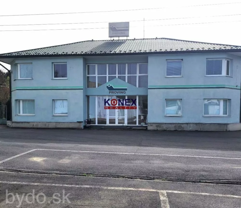 NA PREDAJ – Apartmánový dom v meste Snina, 139747_0