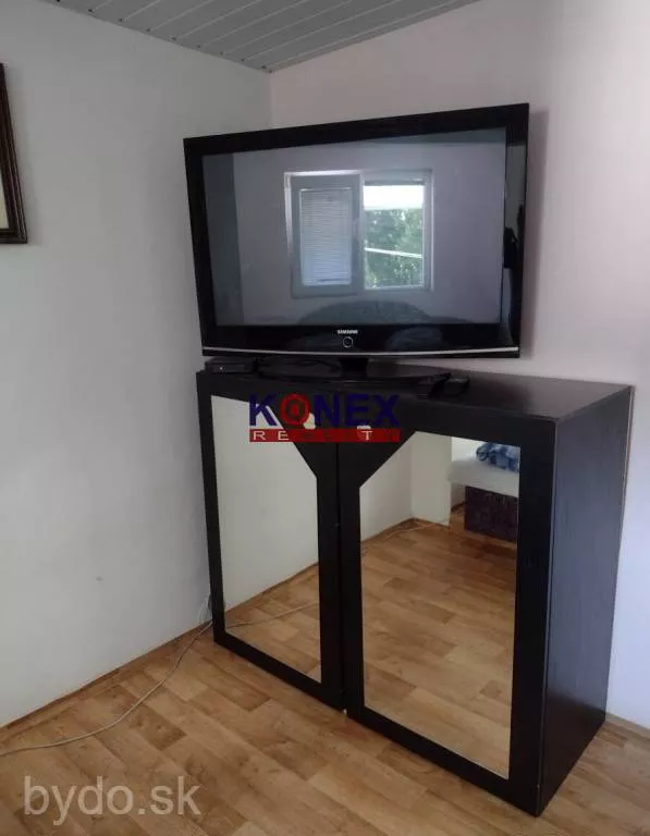 DVOJPODLAŽNÁ CHATA na VINIANSKOM JAZERE, 142369_11