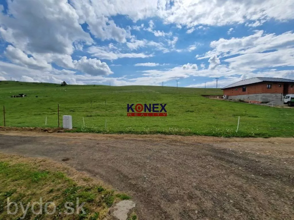 NA PREDAJ – Pozemok pre rodinný dom VOJŇANY, 142626_3