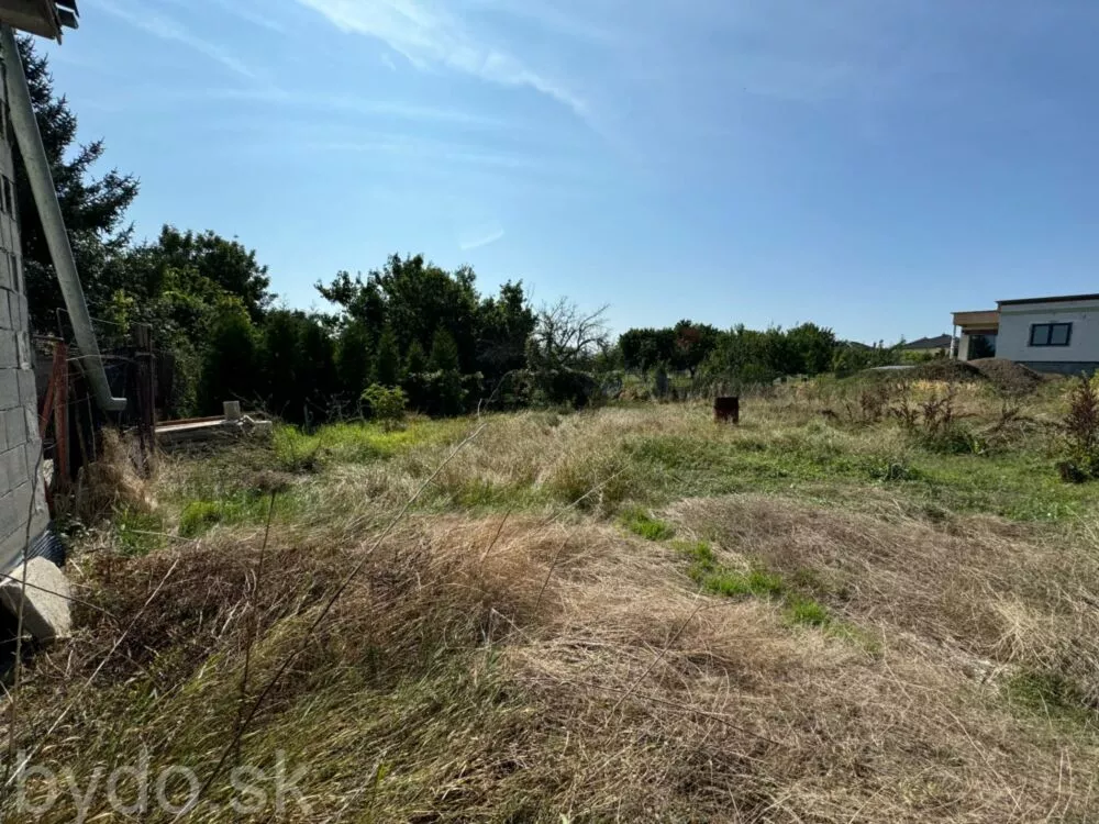 Predám stavebný pozemok v obci Zavar, 143472_9