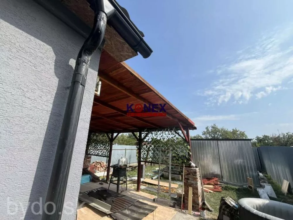 NA PREDAJ Pekný rodinný dom v meste Sečovce, 144096_1