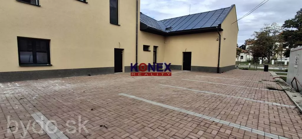 PRENÁJOM – Priestory pre reštauráciu v lukratívnej časti Michaloviec, 144595_2