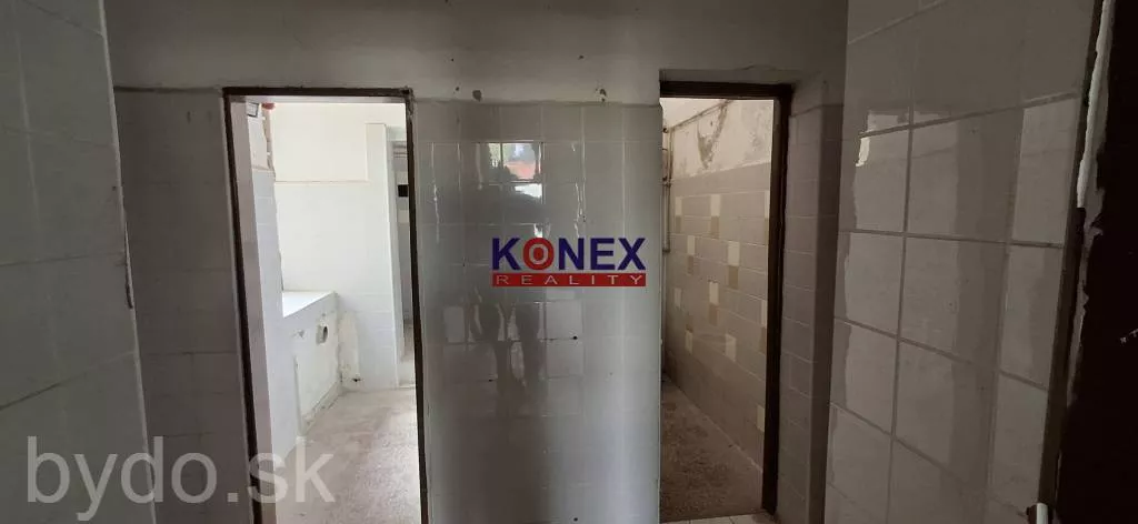 PRENÁJOM – Priestory pre reštauráciu v lukratívnej časti Michaloviec, 144595_5