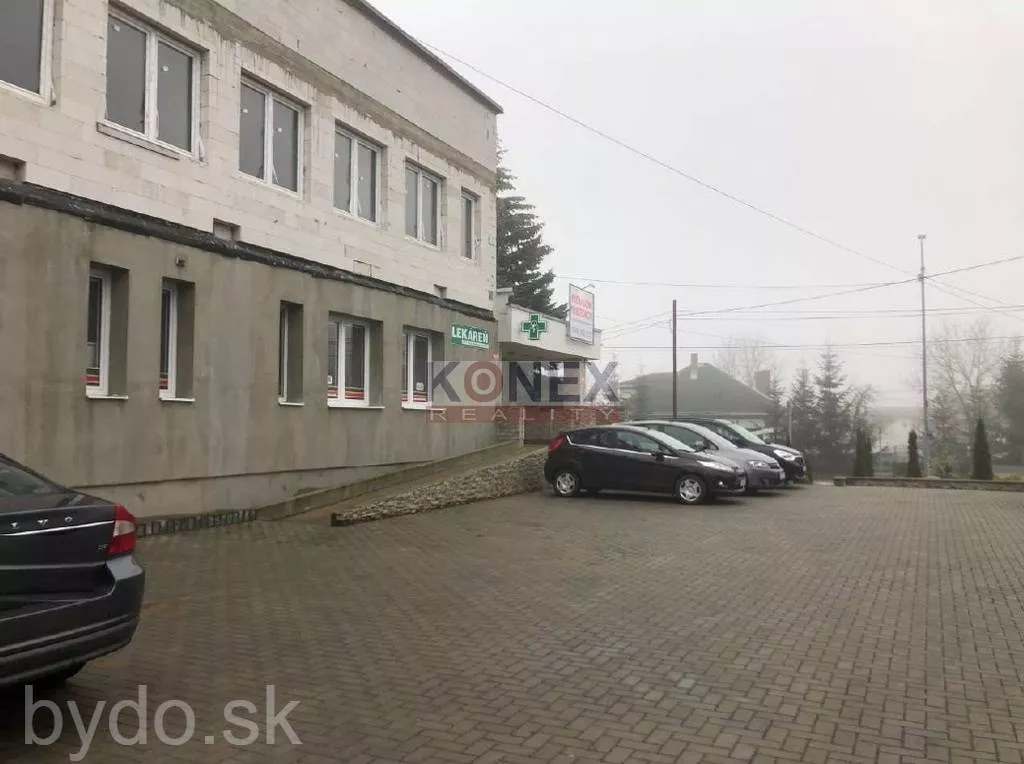 NA PRENÁJOM! Priestory lekárne v polyfunkčnom objekte - SNINA, 145482_6