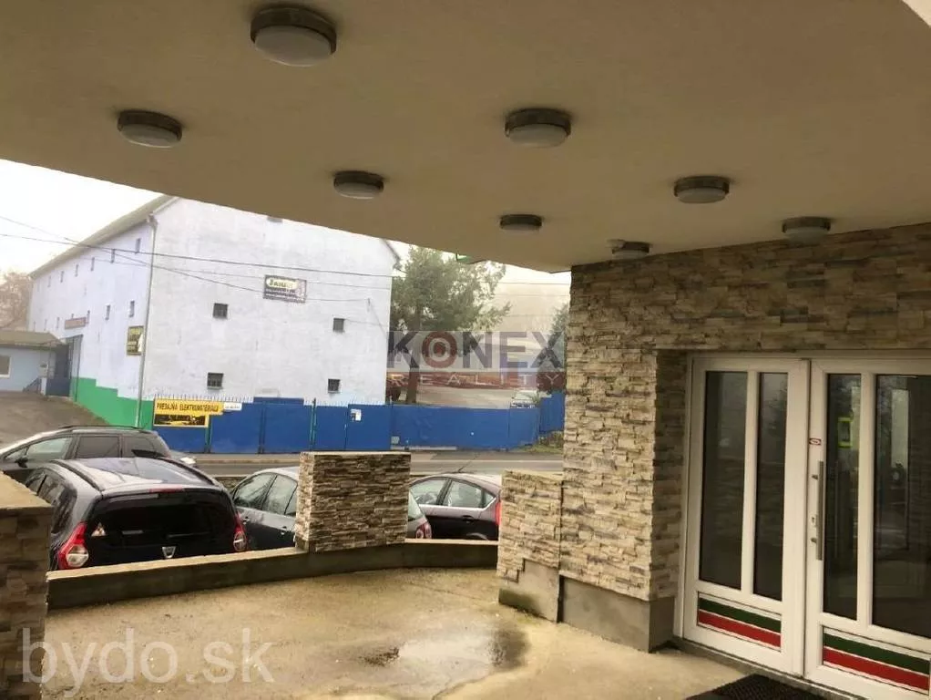 NA PRENÁJOM! Priestory lekárne v polyfunkčnom objekte - SNINA, 145482_7