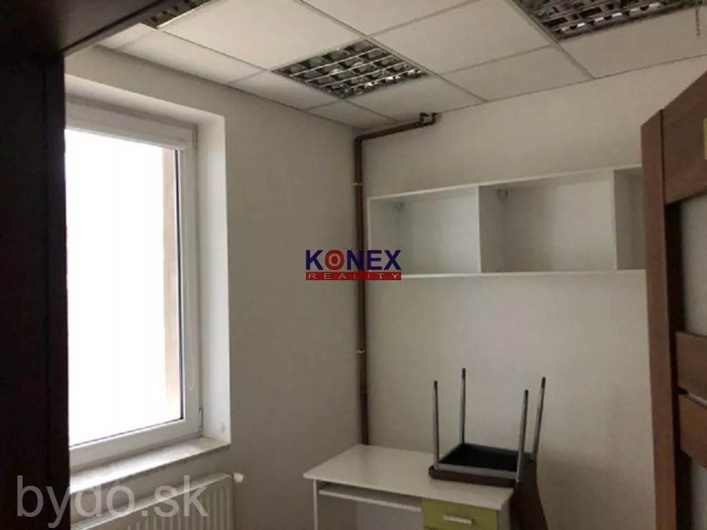 NA PRENÁJOM! Priestory lekárne v polyfunkčnom objekte - SNINA, 145482_10