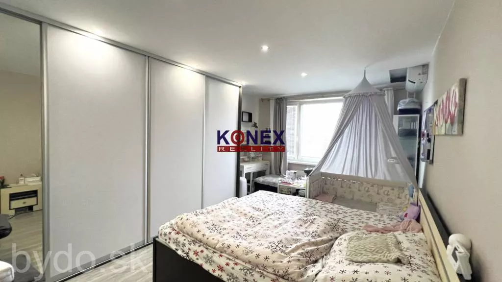 SKVELÁ PONUKA JEDINEČNÝ 3-IZBOVÝ BYT v meste VEĽKÉ KAPUŠANY, 146021_7