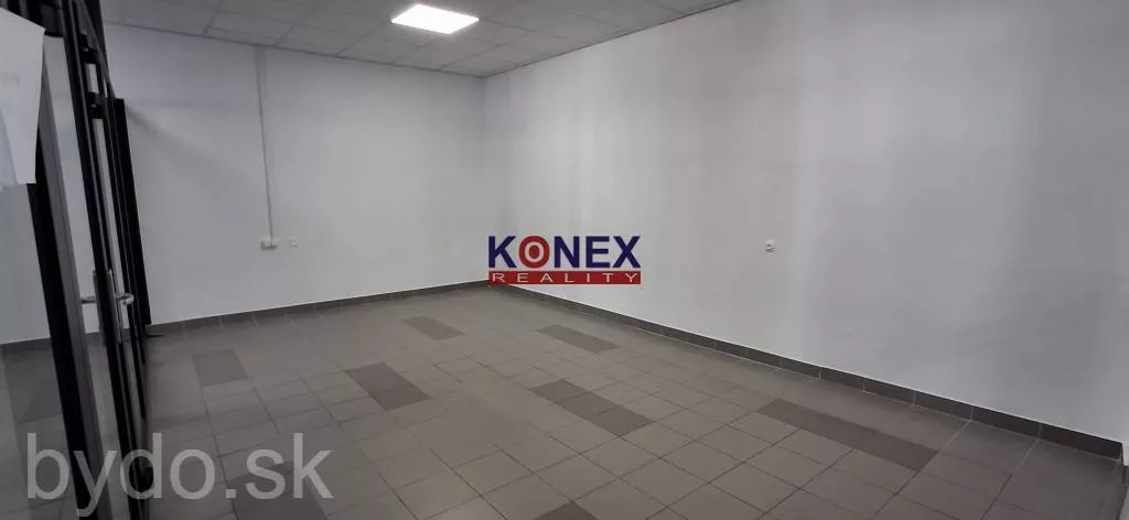 ID-9226 NA PRENÁJOM – Obchodné priestory v meste Vranov nad Topľou, 146103_1