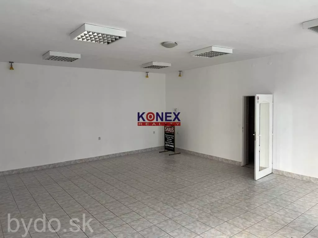 PRENÁJOM Obchodný priestor CENTRUM Vranova n/T (55 m2), 146745_0