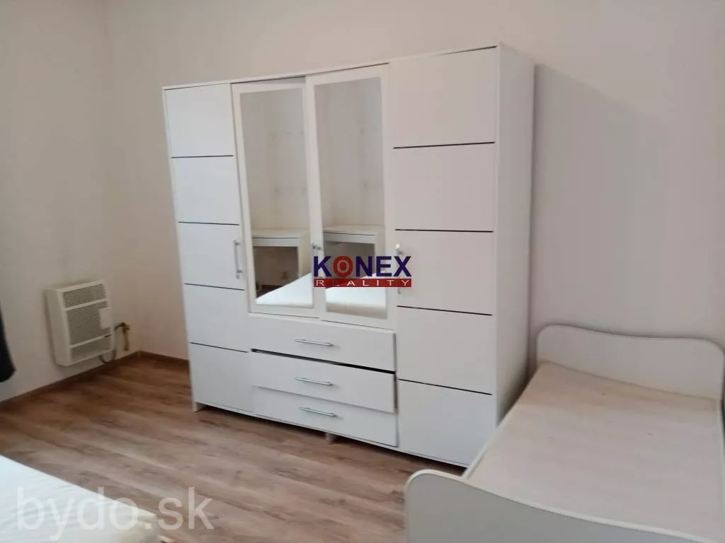 NA PRENÁJOM – Rodinný dom len 9 km od Michaloviec, 147020_7