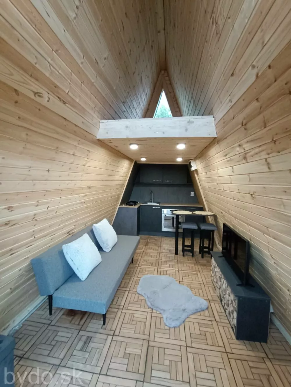 ZNÍŽENÁ CENA - Záhrada s CHATOU na predaj Handlová, 147106_9