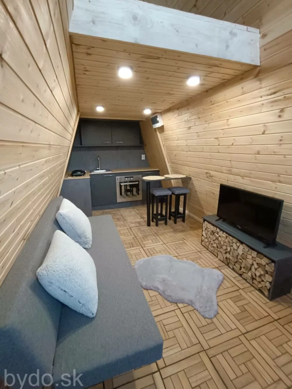 ZNÍŽENÁ CENA - Záhrada s CHATOU na predaj Handlová, 147106_10