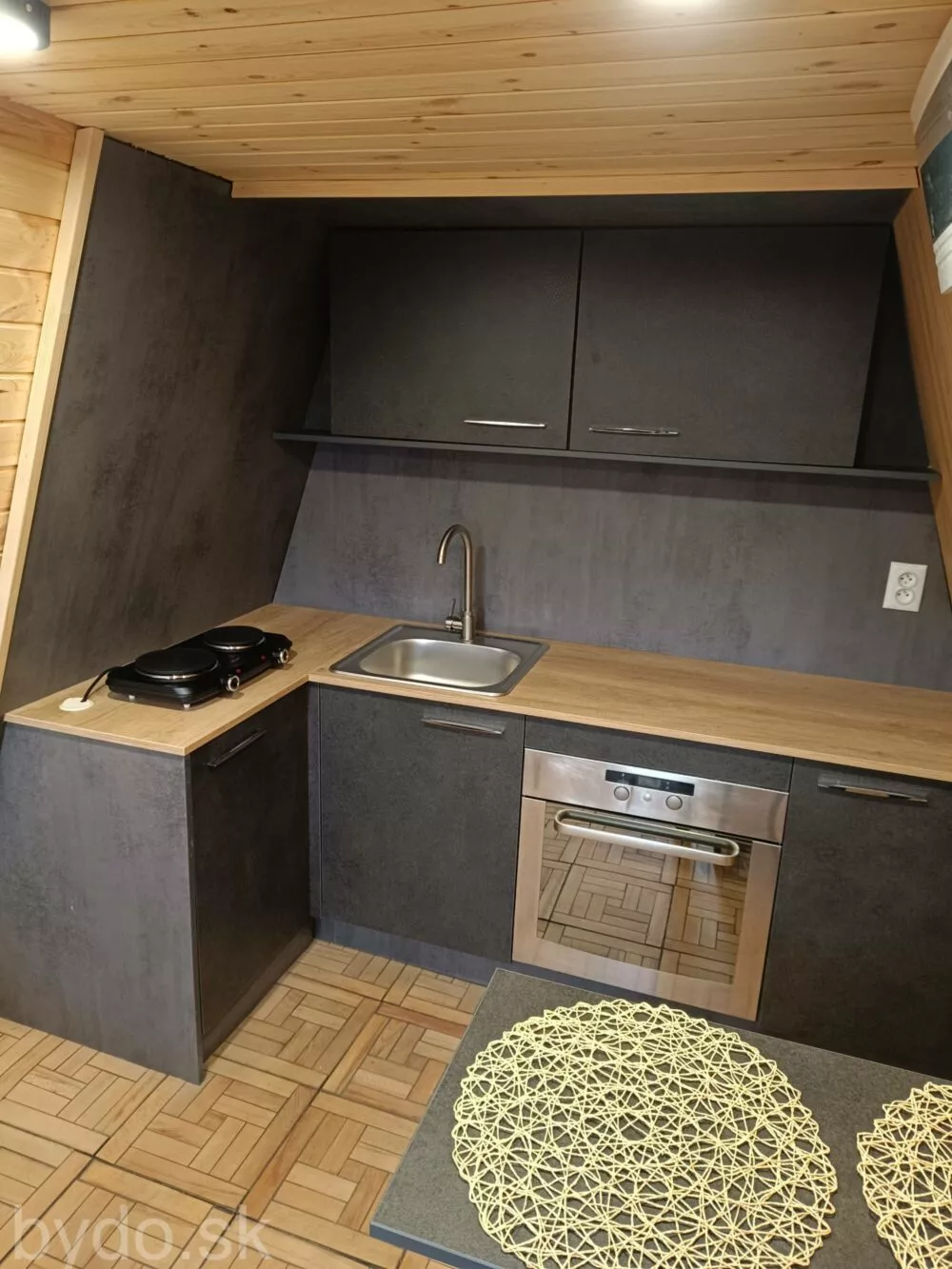 ZNÍŽENÁ CENA - Záhrada s CHATOU na predaj Handlová, 147106_11