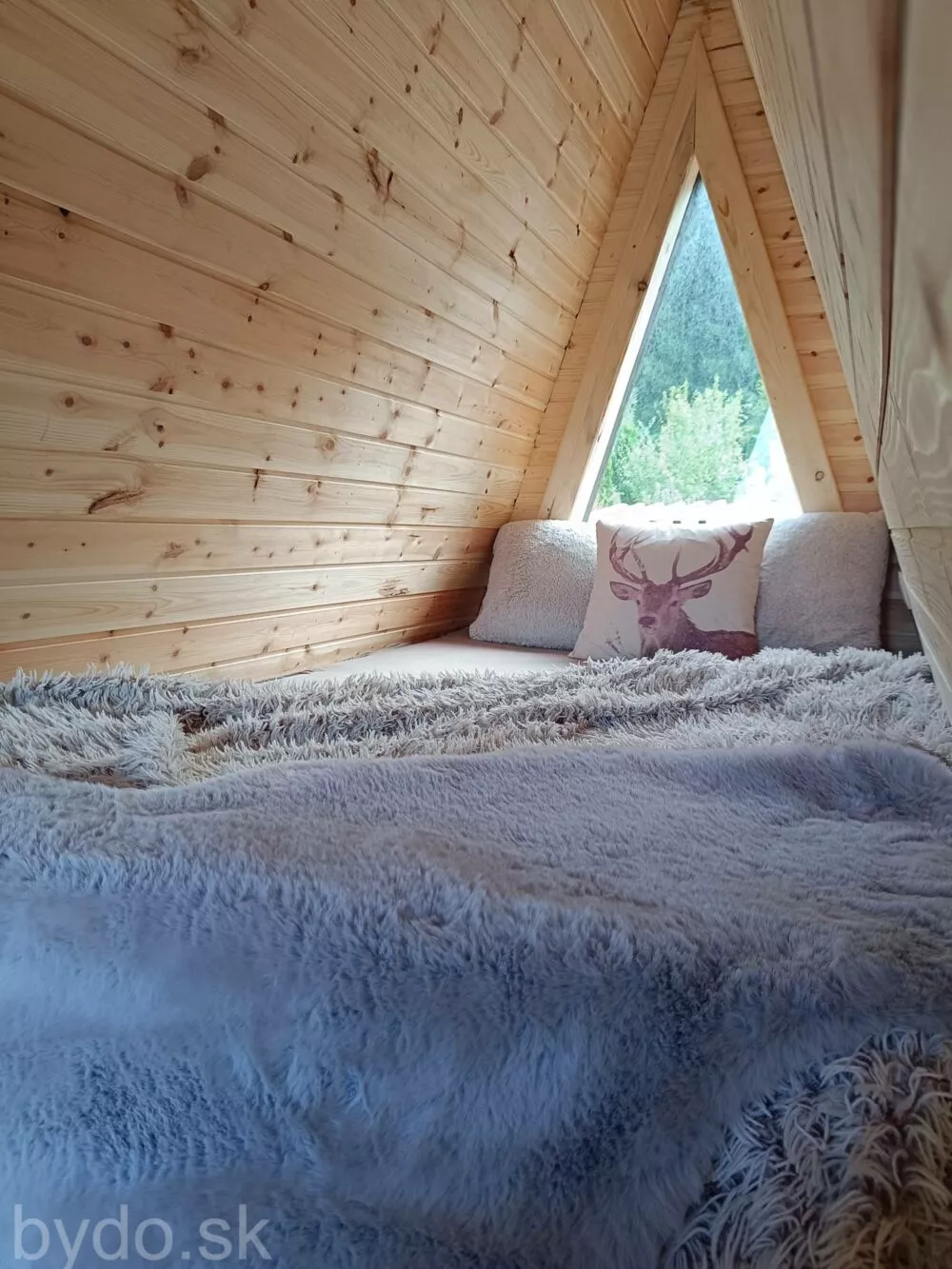 ZNÍŽENÁ CENA - Záhrada s CHATOU na predaj Handlová, 147106_13