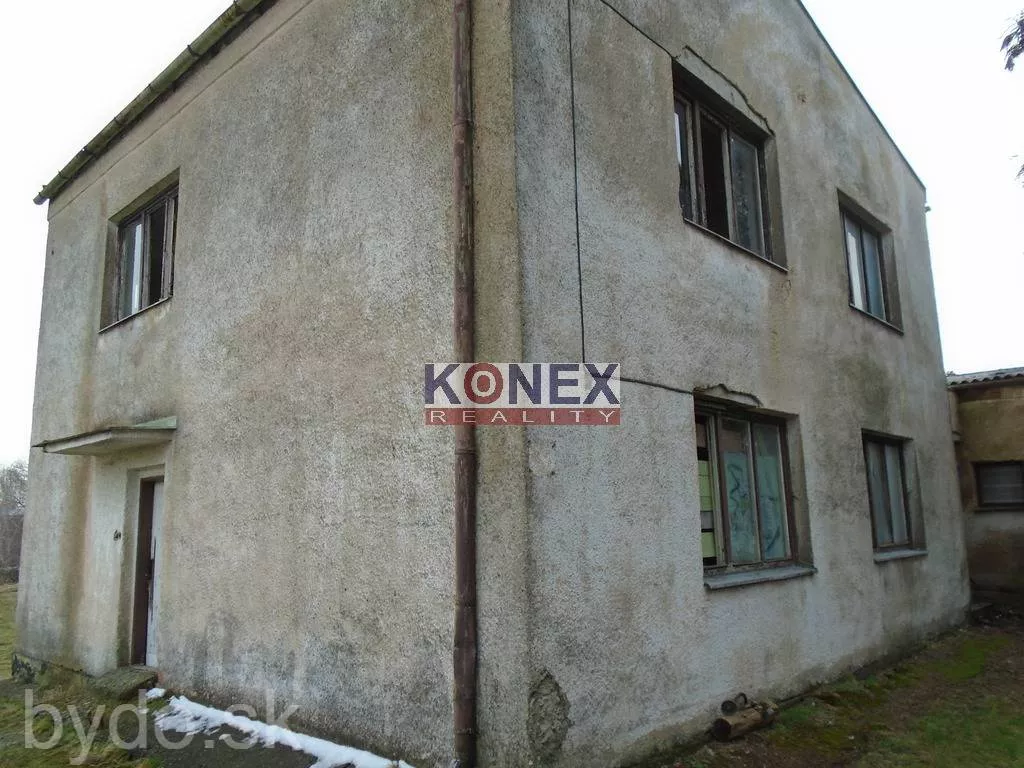 SKVELÁ INVESTIČNÁ PRÍLEŽITOSŤ! Budova bývalej školy v Pustom Čemernom., 148677_3