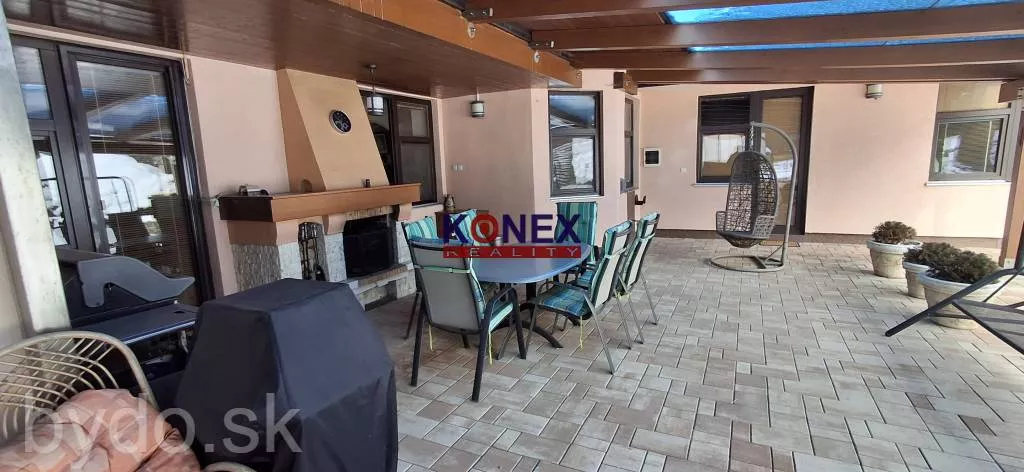 VÝNIMOČNÁ PONUKA! - LUXUSNÁ VILA s BAZÉNMI A SAUNOU NA PREDAJ, 149512_7