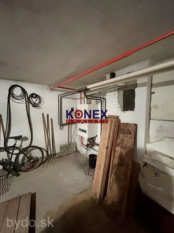 Poschodový dom s krásnym pozemkom (48 a) vo Vranove nad Topľou, 149668_3