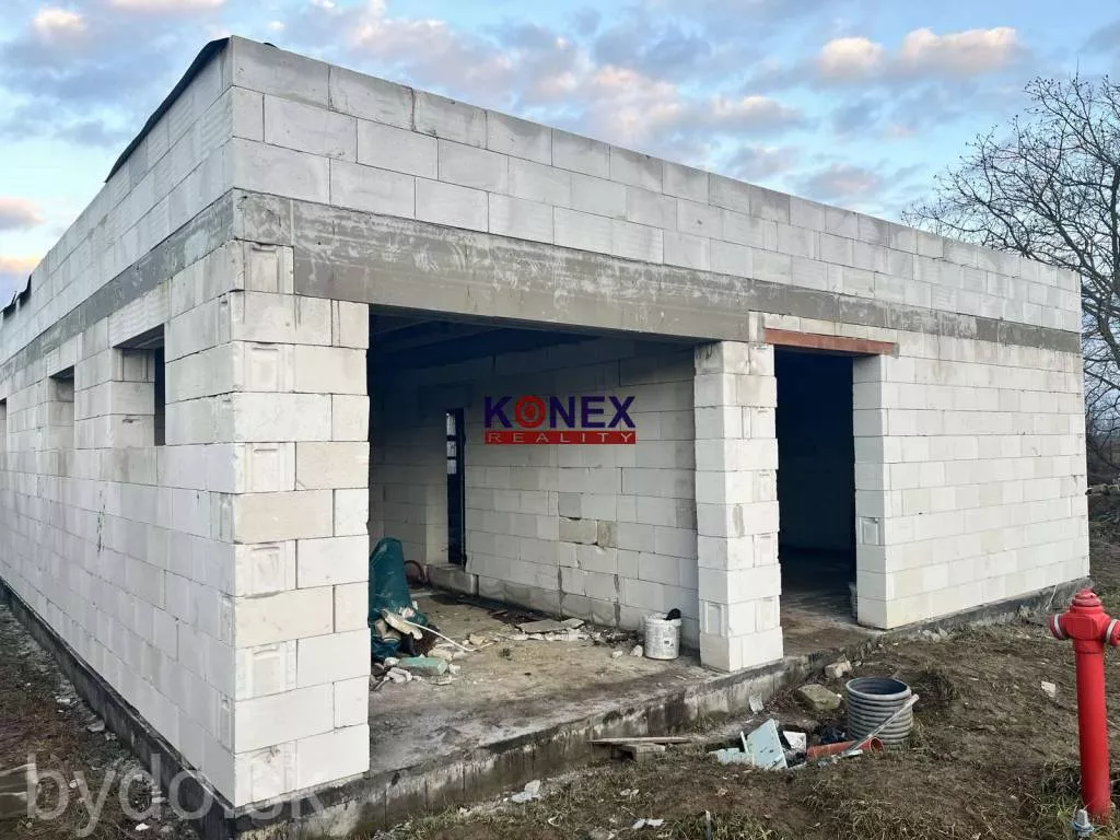 NA PREDAJ Rozostavaná stavba - Rezidencia Tichá, Michalovce, 149707_0