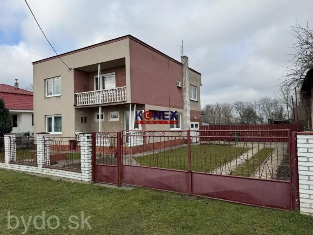 NOVÁ PONUKA – Poschodový rodinný dom v obci LASTOMÍR, 150418_0