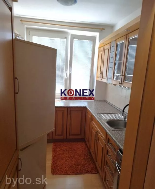 NA PREDAJ – 3-izbový byt na sídlisku 1. mája VRANOV n/T, 150911_6