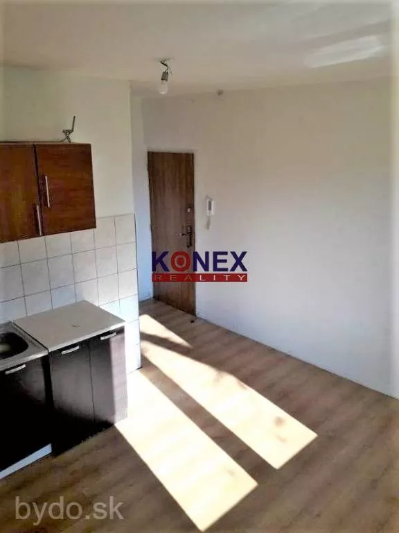 3-izbový byt rozdelený na 2 bytové jednotky – Veľké Kapušany, 151335_3