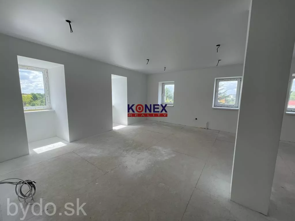 SKVELÁ PONUKA! Nový podkrovný apartmánový byt (3-iz.) MICHALOVCE, 151625_0