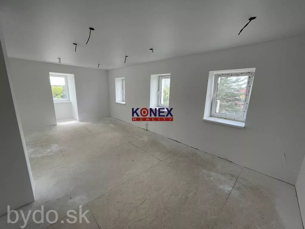 SKVELÁ PONUKA! Nový podkrovný apartmánový byt (3-iz.) MICHALOVCE, 151625_1